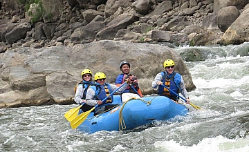 Cusco – CANOTAJE en el Rio Urubamba – Cusco (Desayuno y Almuerzo)