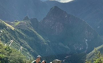 Ollantaytambo – Km 104 – Chachabamba – Wiñayhuayna – Puerta del Sol o Intipunku – Machupicchu – Aguas calientes (Box lunch)